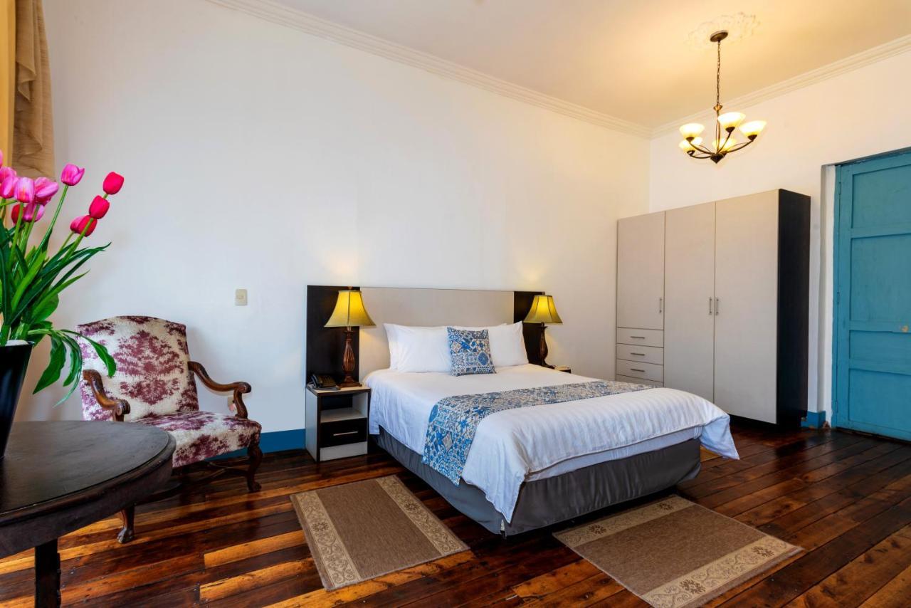 كوينكا Del Parque Hotel & Suites المظهر الخارجي الصورة