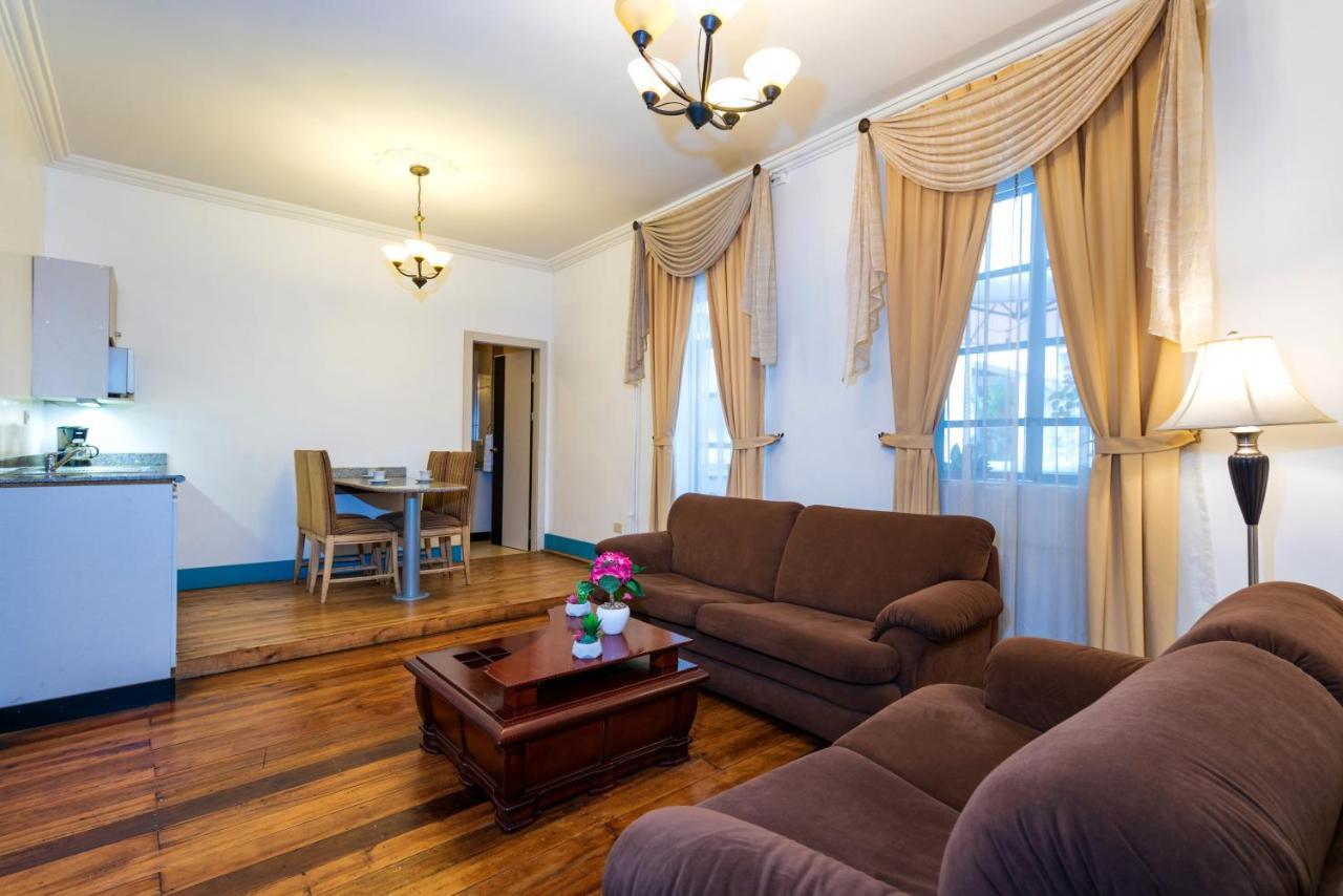 كوينكا Del Parque Hotel & Suites المظهر الخارجي الصورة